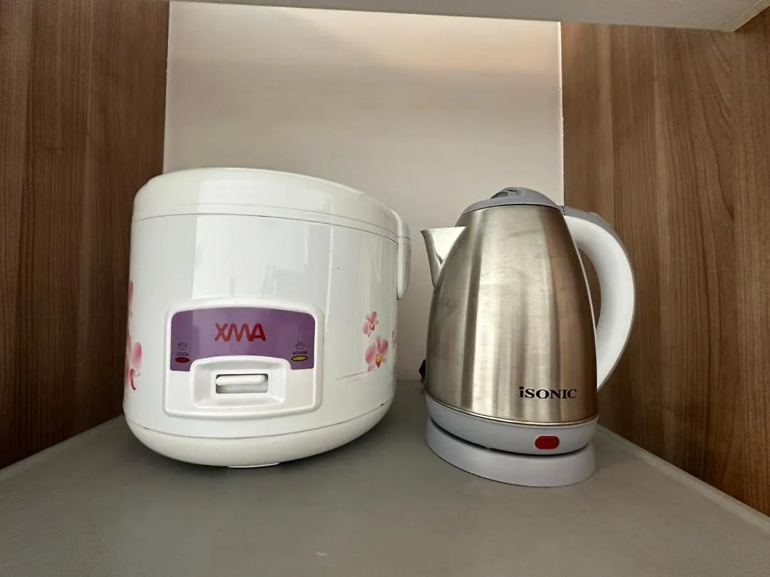 Plazio 1 Bedroom & Studio 新山 0*,
